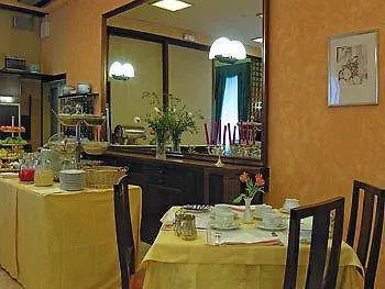 San Francesco ホテル 3*